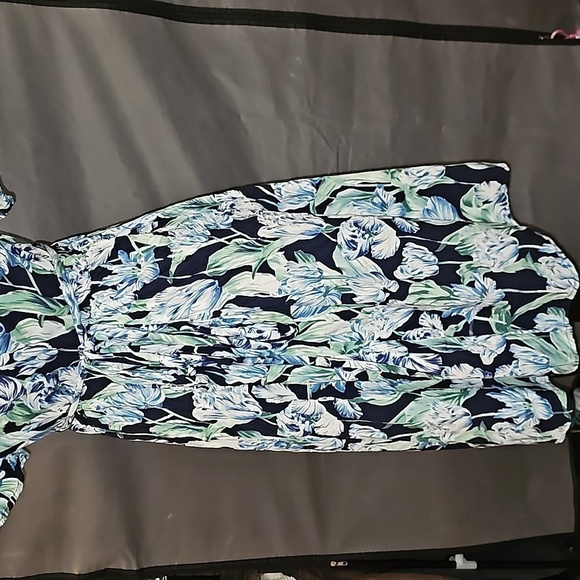 Tori America Dress - Picture 4 of 6